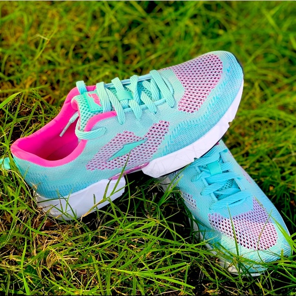 Avia Segmented Bottom Women’s Lightweight Sneakers - Picture 9 of 16